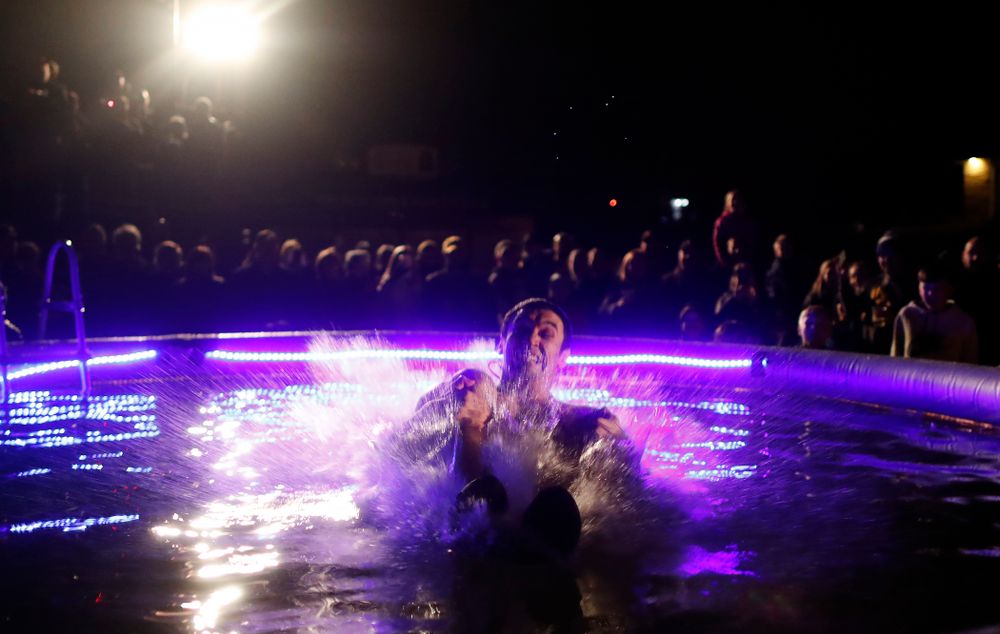 The Hawkeye Wrestling Club Arctic Plunge Saturday, January 27, 2018 at Brown Dear Golf Course in Coralville. (Brian Ray/hawkeyesports.com)