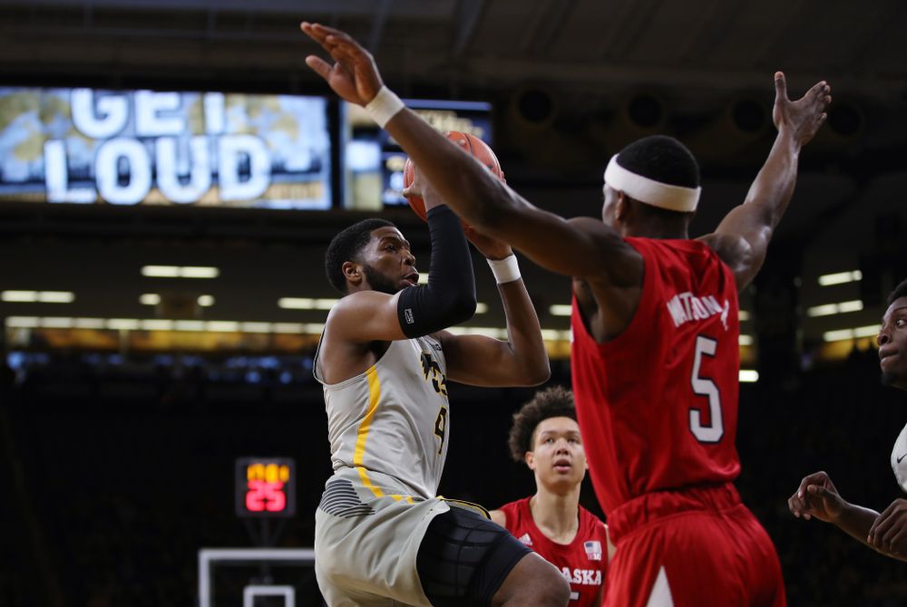 Iowa Hawkeyes guard Isaiah Moss (4) against the Nebraska Cornhuskers Sunday, January 6, 2019 at Carver-Hawkeye Arena. (Brian Ray/hawkeyesports.com)
