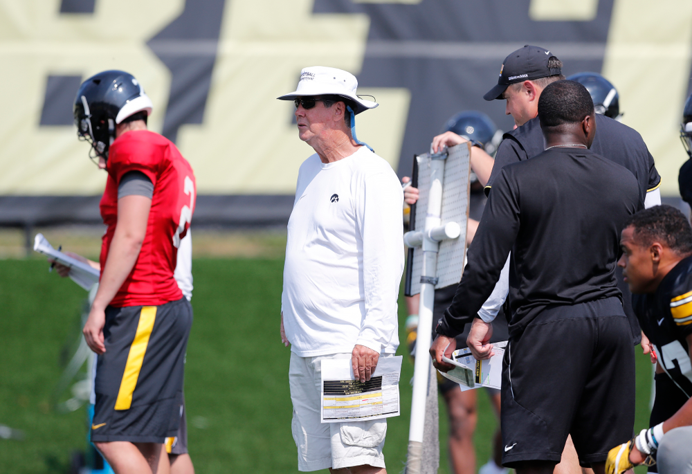 Iowa Hawkeyes quarterbacks coach Ken O'Keefe during practice No. 7 of fall camp Friday, August 10, 2018 at the Kenyon Football Practice Facility. (Brian Ray/hawkeyesports.com)
