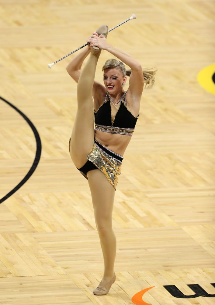 Hawkeye Marching Band Golden Girl Kylene Spanbauer against the Michigan Wolverines Thursday, January 17, 2019 at Carver-Hawkeye Arena. (Brian Ray/hawkeyesports.com)