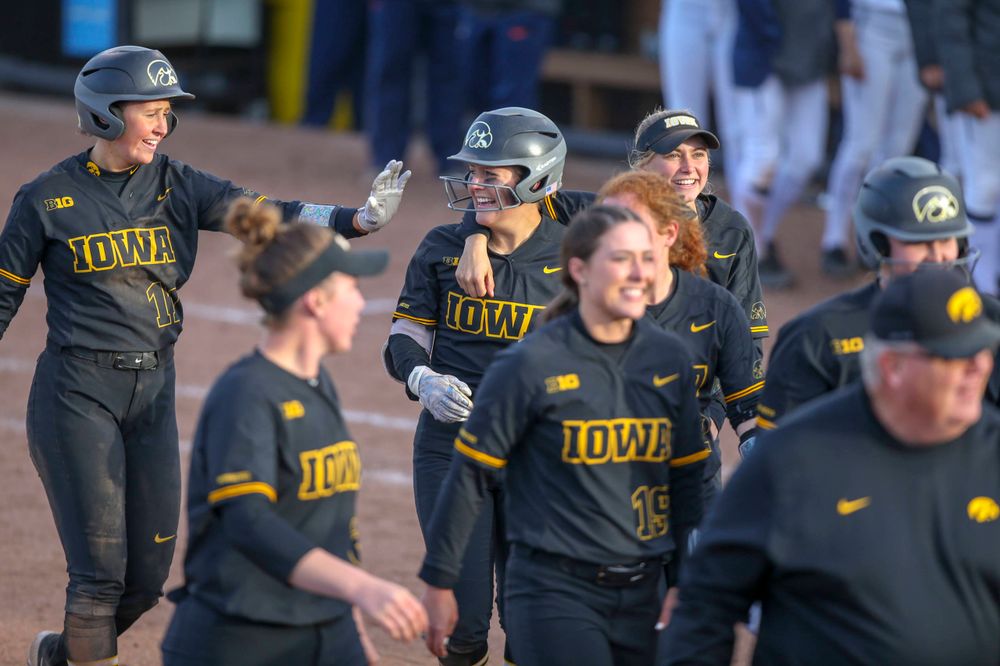 The Iowa softball team at softball vs Illinois game 3 on Saturday, April 13, 2019 at Bob Pearl Field. (Lily Smith/hawkeyesports.com)
