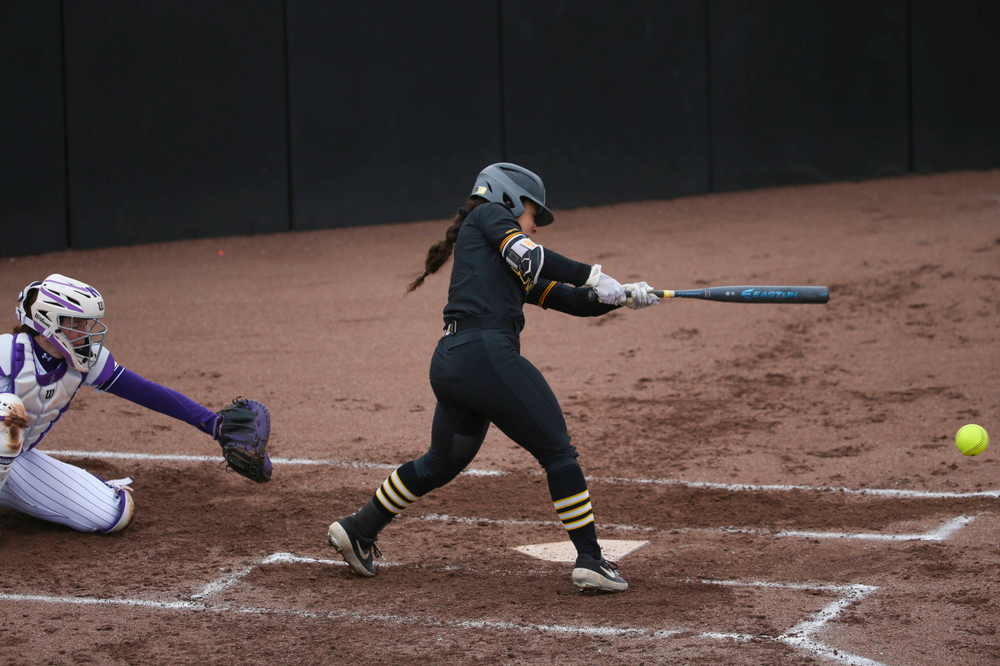 Iowa outfielder Lea Thompson (7) at game 2 vs Northwestern on Saturday, March 30, 2019 at Bob Pearl Field. (Lily Smith/hawkeyesports.com)