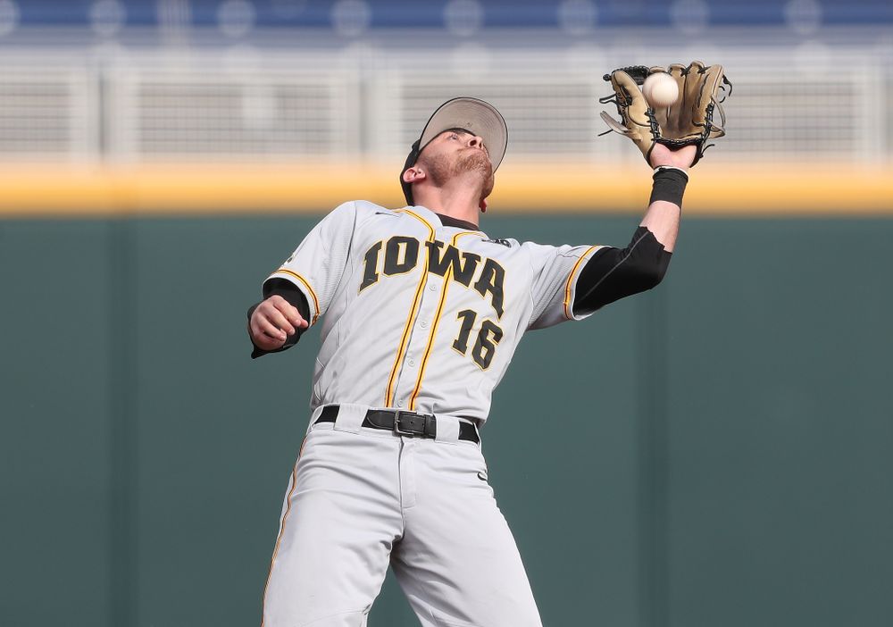 Iowa Hawkeyes Tanner Wetrich (16) against the Indiana Hoosiers in the first round of the Big Ten Baseball Tournament Wednesday, May 22, 2019 at TD Ameritrade Park in Omaha, Neb. (Brian Ray/hawkeyesports.com)