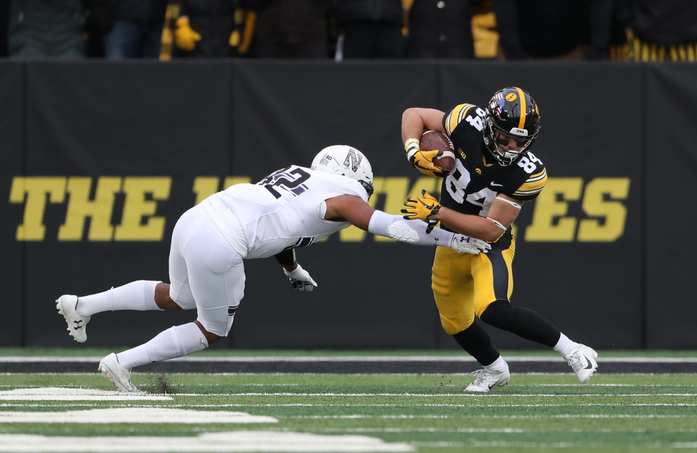 Iowa Hawkeyes wide receiver Nick Easley (84) against the Northwestern Wildcats Saturday, November 10, 2018 at Kinnick Stadium. (Brian Ray/hawkeyesports.com)