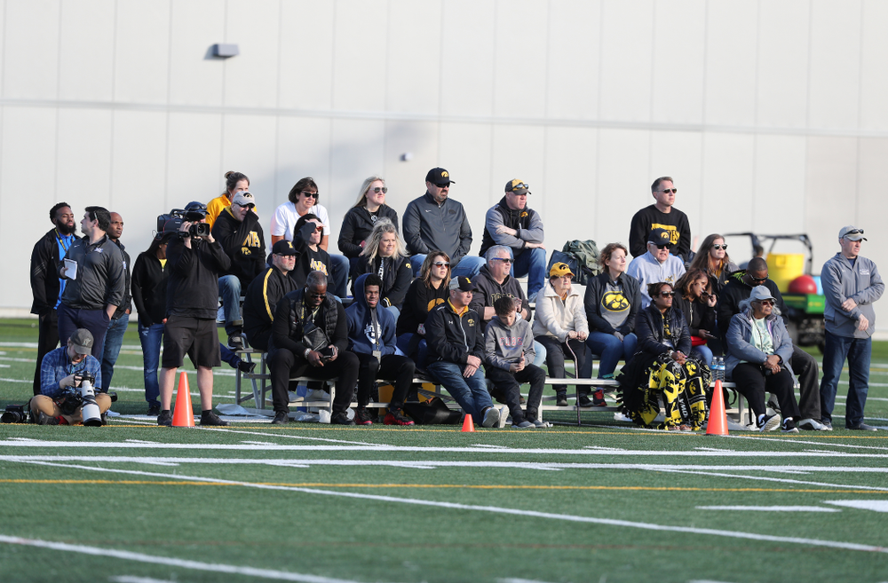 Friends and family watch the Hawkeye Football teamÕs final spring practice Friday, April 26, 2019 at the Kenyon Football Practice Facility. (Brian Ray/hawkeyesports.com)
