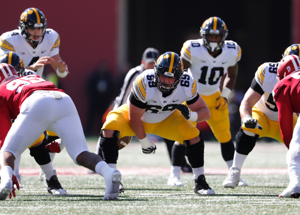 Iowa Hawkeyes offensive lineman Keegan Render (69) against the Indiana Hoosiers Saturday, October 13, 2018 at Memorial Stadium, in Bloomington, Ind.(Brian Ray/hawkeyesports.com)