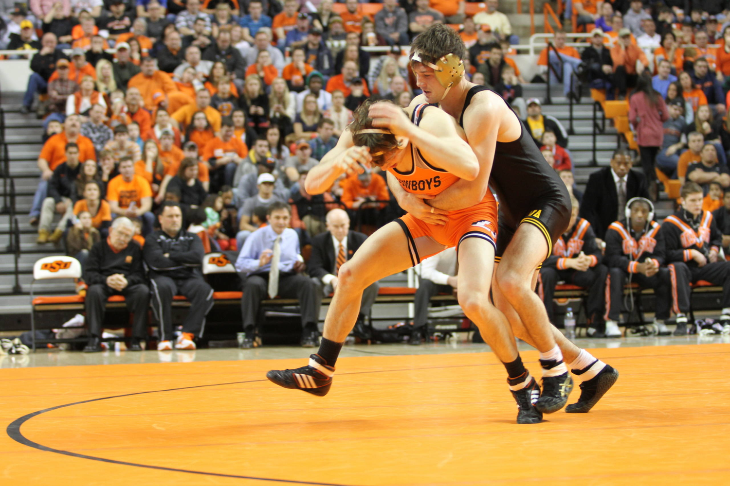 oklahoma state wrestling shoes
