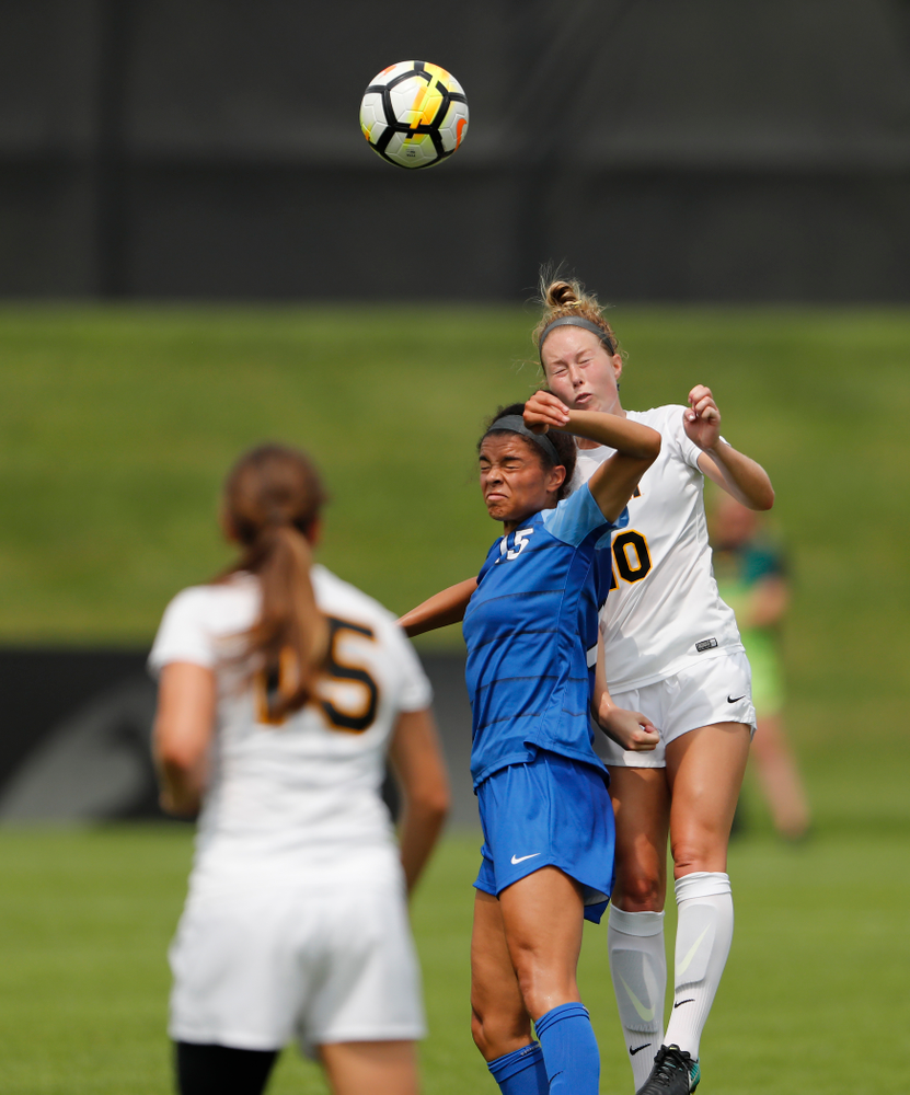 Iowa Hawkeyes Natalie Winters (10) against the Creighton Bluejays Sunday, August 19, 2018 at the Iowa Soccer Complex. (Brian Ray/hawkeyesports.com)