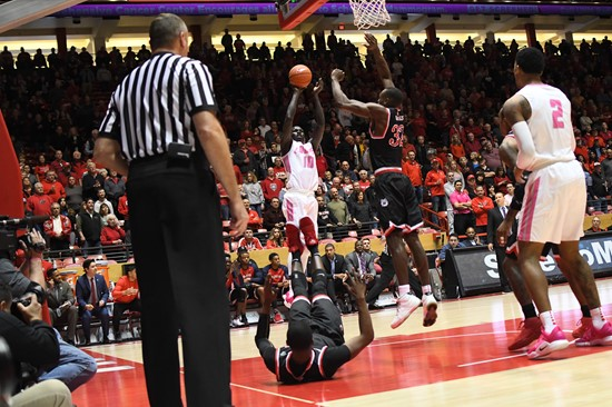 Men S Basketball Vs Fresno State University Of New Mexico Lobos