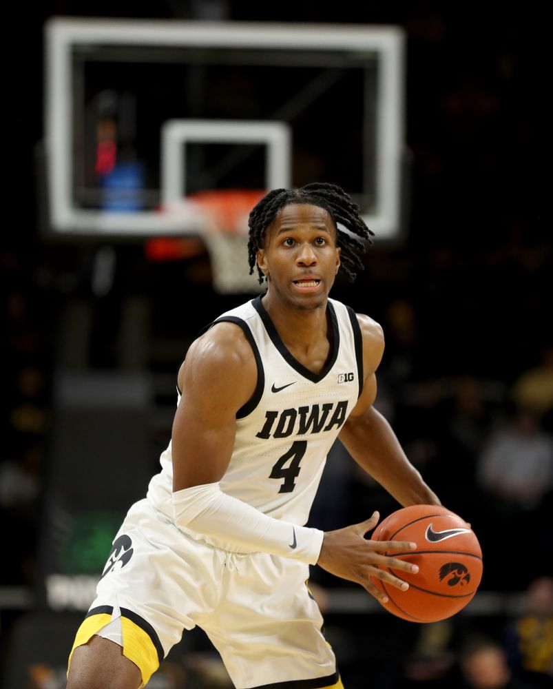 Iowa Hawkeyes guard Bakari Evelyn (4) against the Michigan Wolverines Friday, January 17, 2020 at Carver-Hawkeye Arena. (Brian Ray/hawkeyesports.com)