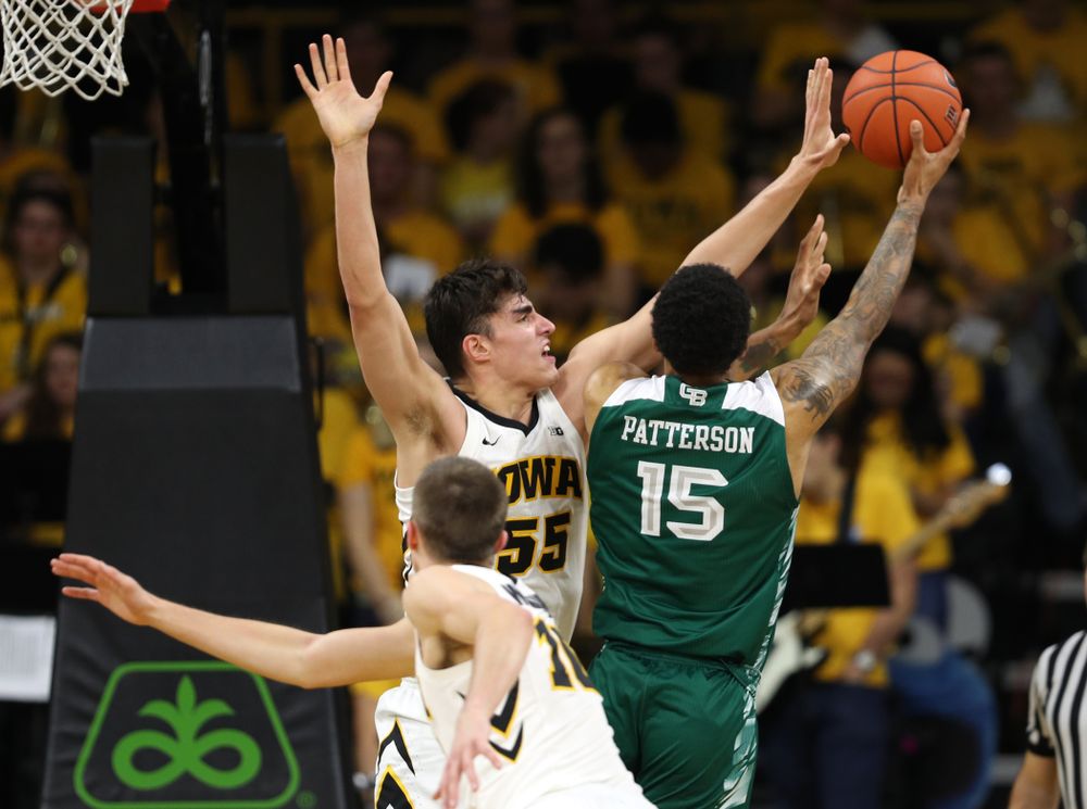 Iowa Hawkeyes forward Luka Garza (55) against UW Green Bay Sunday, November 11, 2018 at Carver-Hawkeye Arena. (Brian Ray/hawkeyesports.com)