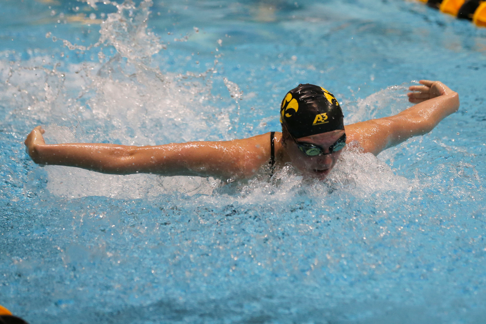 Iowa’s Anna Brooker during Iowa swim and dive vs Minnesota on Saturday, October 26, 2019 at the Campus Wellness and Recreation Center. (Lily Smith/hawkeyesports.com)