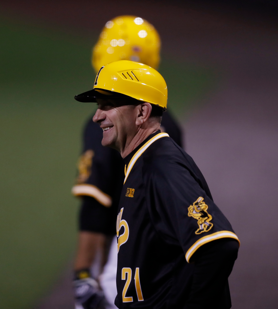 Iowa Hawkeyes head coach Rick Heller against Milwaukee Wednesday, April 25, 2018 at Duane Banks Field. (Brian Ray/hawkeyesports.com)