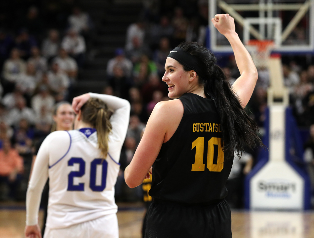 Iowa Hawkeyes forward Megan Gustafson (10) against the Drake Bulldogs Friday, December 21, 2018 at the Knapp Center in Des Moines. (Brian Ray/hawkeyesports.com)