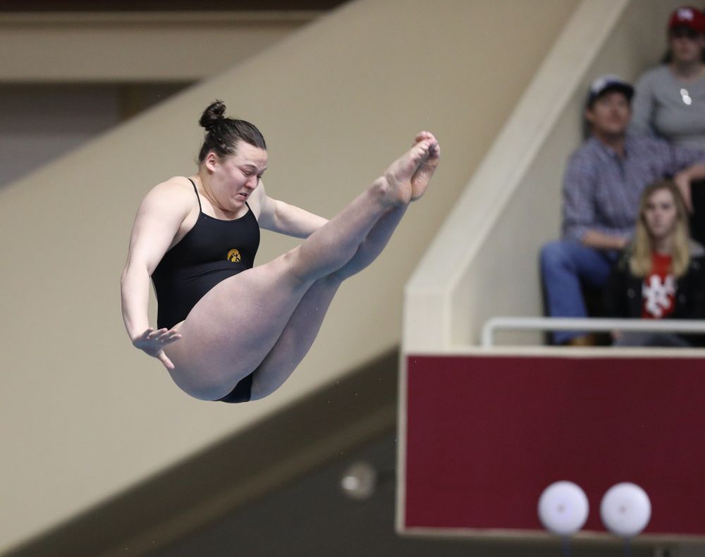 Iowa's Jacintha Thomas competes on the 1-meter springboard during the 2019 Women's Big Ten Swimming and Diving meet Thursday, February 21, 2019 in Bloomington, Indiana. (Brian Ray/hawkeyesports.com)