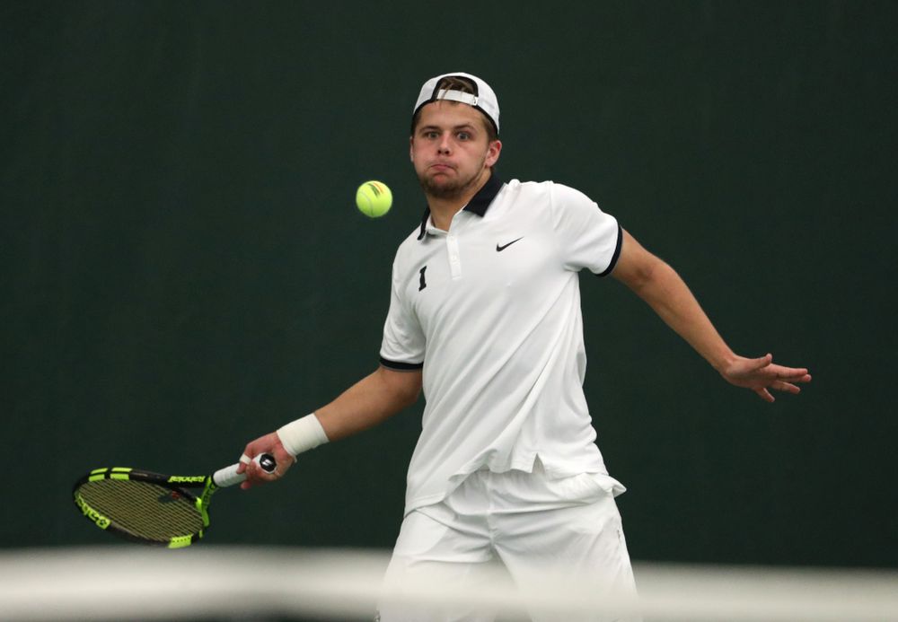 Iowa's Will Davies against North Dakota Friday, January 25, 2019 at the Hawkeye Tennis and Recreation Complex. (Brian Ray/hawkeyesports.com)