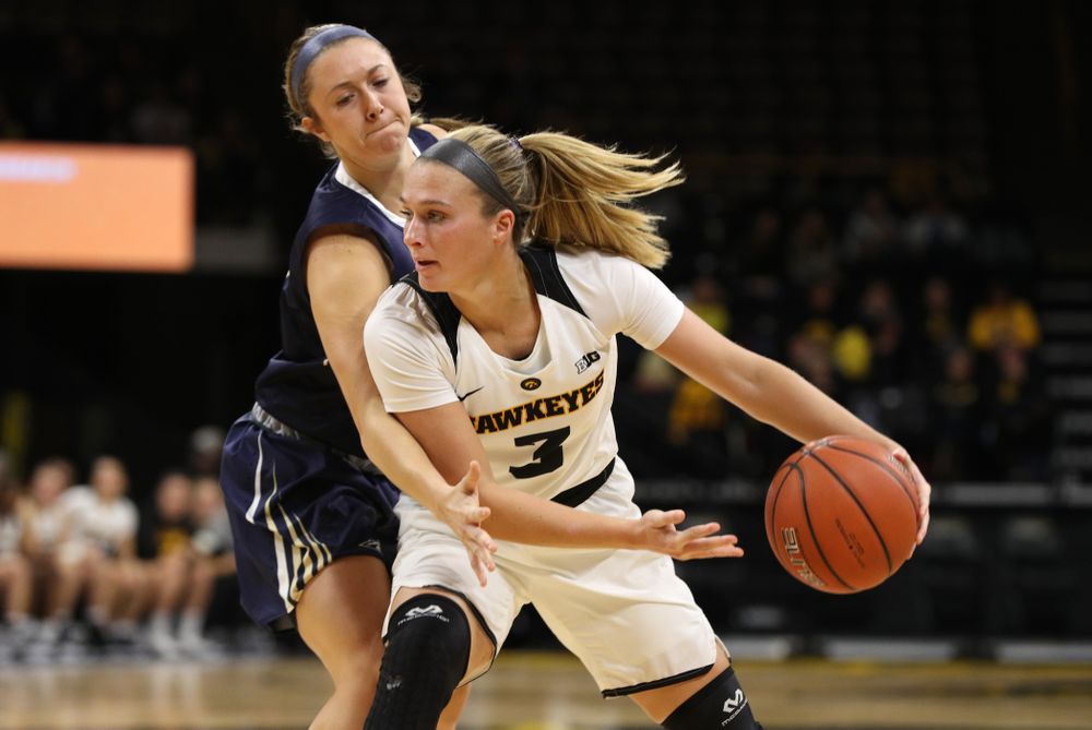 Iowa Hawkeyes guard Makenzie Meyer (3) against Oral Roberts University Friday, November 9, 2018 at Carver-Hawkeye Arena. (Brian Ray/hawkeyesports.com)