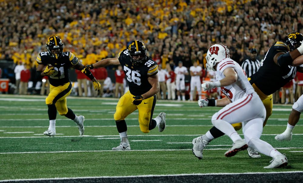 Iowa Hawkeyes fullback Brady Ross (36) against the Wisconsin Badgers Saturday, September 22, 2018 at Kinnick Stadium. (Brian Ray/hawkeyesports.com)