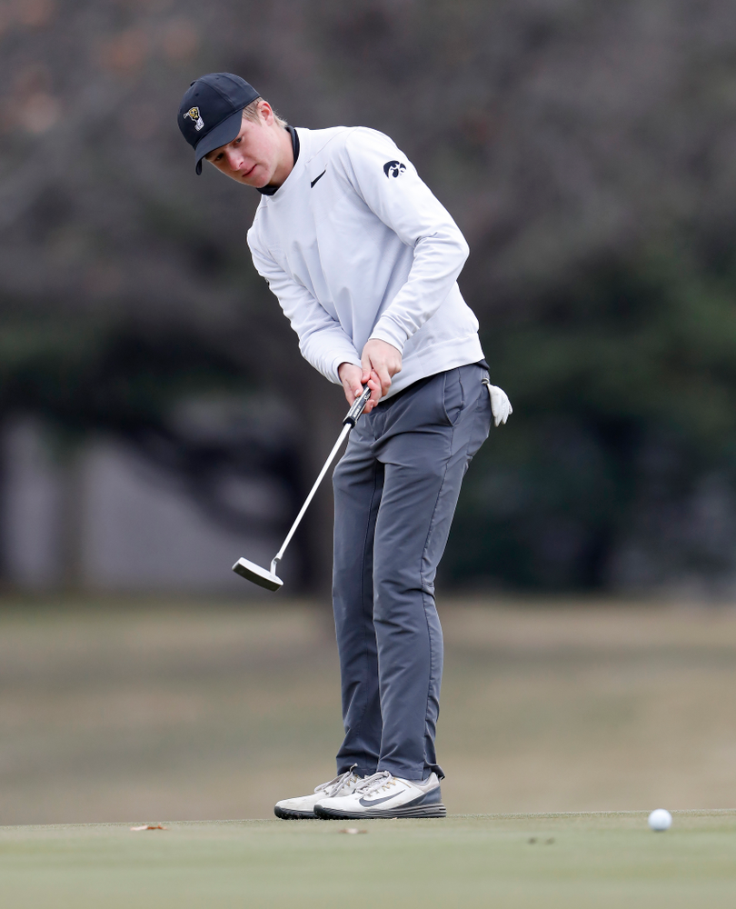 Benton Weinberg during the 2018 Hawkeye Invitational Friday, April 13, 2018 at Finkbine Golf Course. (Brian Ray/hawkeyesports.com)