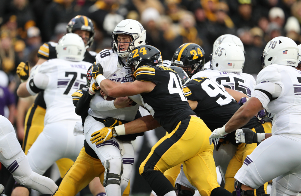 Iowa Hawkeyes linebacker Jack Hockaday (48) against the Northwestern Wildcats Saturday, November 10, 2018 at Kinnick Stadium. (Brian Ray/hawkeyesports.com)