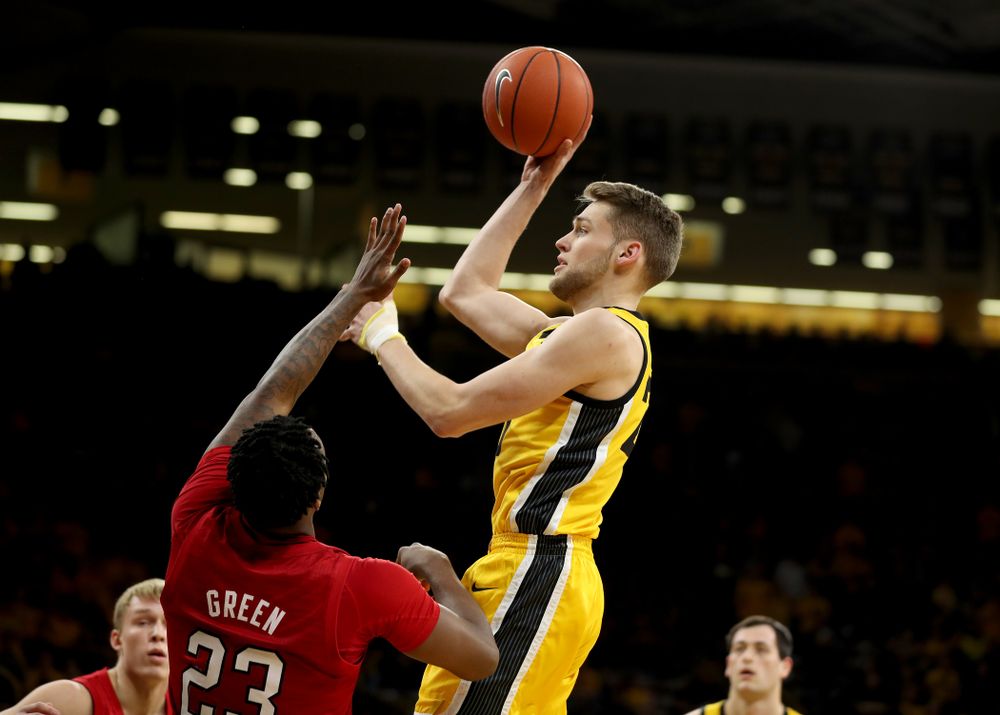 Iowa Hawkeyes forward Riley Till (20) against the Nebraska Cornhuskers Saturday, February 8, 2020 at Carver-Hawkeye Arena. (Brian Ray/hawkeyesports.com)