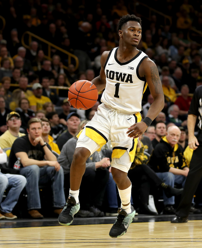Iowa Hawkeyes guard Joe Toussaint (1) against the Ohio State Buckeyes Thursday, February 20, 2020 at Carver-Hawkeye Arena. (Brian Ray/hawkeyesports.com)