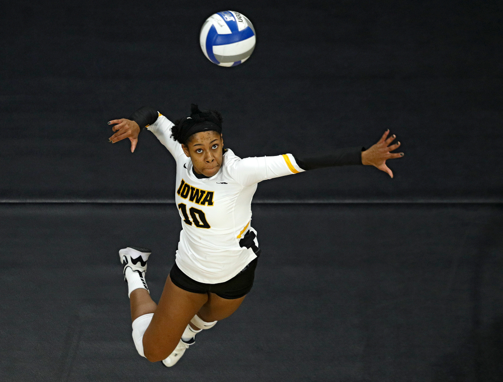 Iowa’s Griere Hughes (10) lines up a shot during the third set of their match at Carver-Hawkeye Arena in Iowa City on Saturday, Nov 30, 2019. (Stephen Mally/hawkeyesports.com)