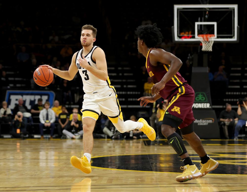 Iowa Hawkeyes guard Jordan Bohannon (3) against the Minnesota Golden Gophers Monday, December 9, 2019 at Carver-Hawkeye Arena. (Brian Ray/hawkeyesports.com)