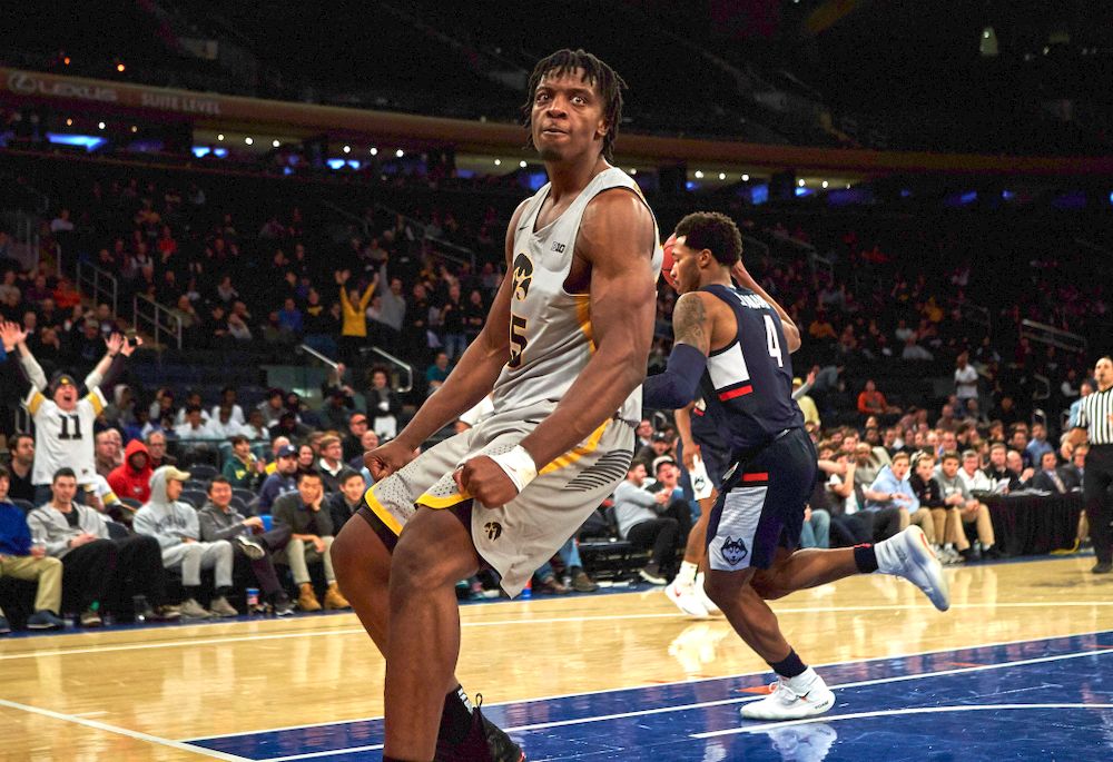 Iowa Hawkeyes forward Tyler Cook (25) against UConn in the Championship game of the 2K Empire Classic Friday, November 16, 2018 at Madison Square Garden in New York City. (Duncan H.Williams/Freelance)