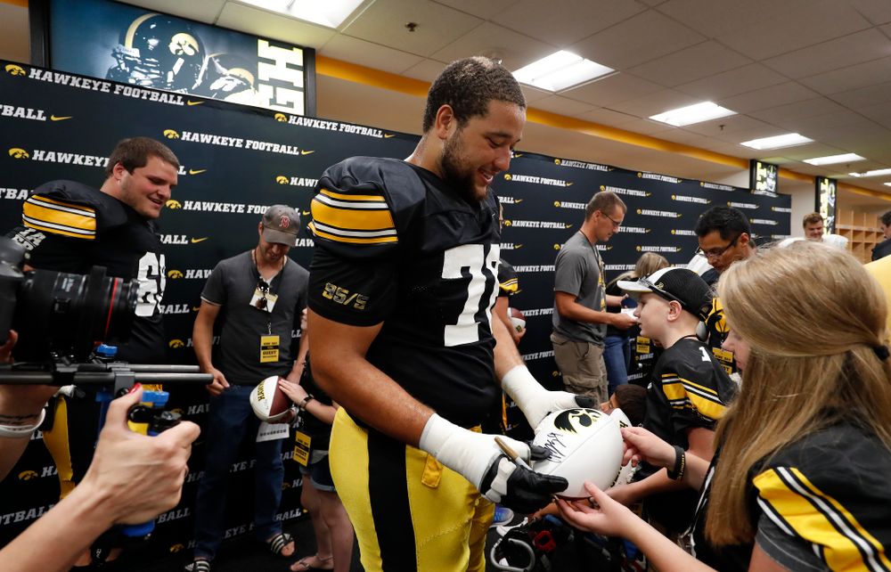 Iowa Hawkeyes offensive lineman Dalton Ferguson (76) during Kids Day Saturday, August 11, 2018 at Kinnick Stadium. (Brian Ray/hawkeyesports.com)