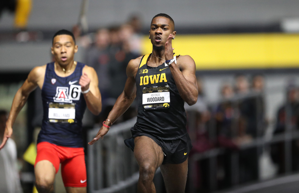 Iowa's Antonio Woodard runs the 200 meter premier during the 2019 Larry Wieczorek Invitational Friday, January 18, 2019 at the Hawkeye Tennis and Recreation Center. (Brian Ray/hawkeyesports.com)