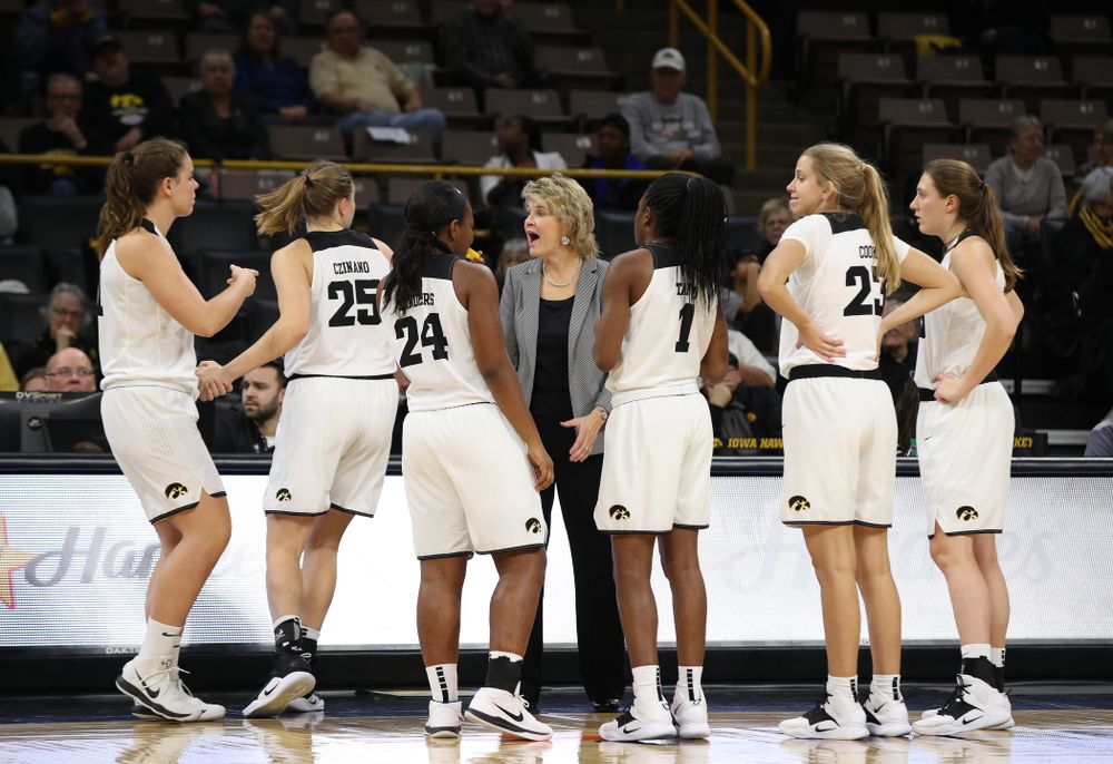 Iowa Hawkeyes head coach Lisa Bluder against the Wisconsin Badgers Monday, January 7, 2019 at Carver-Hawkeye Arena. (Brian Ray/hawkeyesports.com)