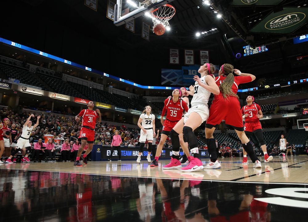 Iowa Hawkeyes guard Makenzie Meyer (3) knocks down a three point basket against the Rutgers Scarlet Knights in the semi-finals of the Big Ten Tournament Saturday, March 9, 2019 at Bankers Life Fieldhouse in Indianapolis, Ind. (Brian Ray/hawkeyesports.com)