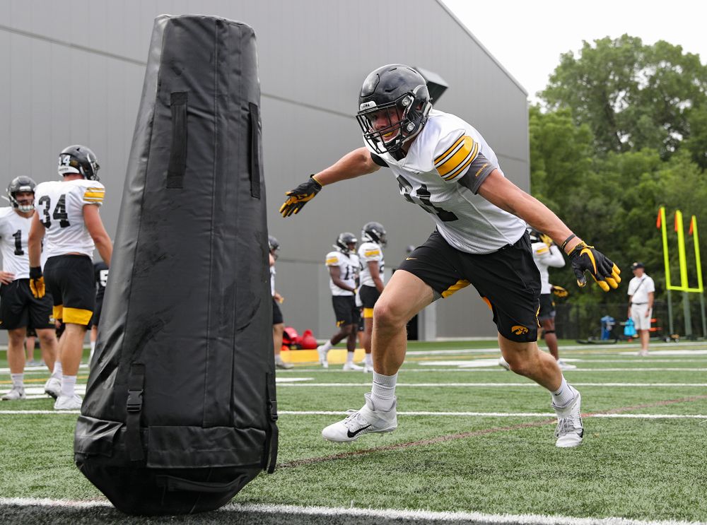Iowa Hawkeyes linebacker Jack Campbell (31) runs a drill during Fall Camp Practice No. 15 at the Hansen Football Performance Center in Iowa City on Monday, Aug 19, 2019. (Stephen Mally/hawkeyesports.com)