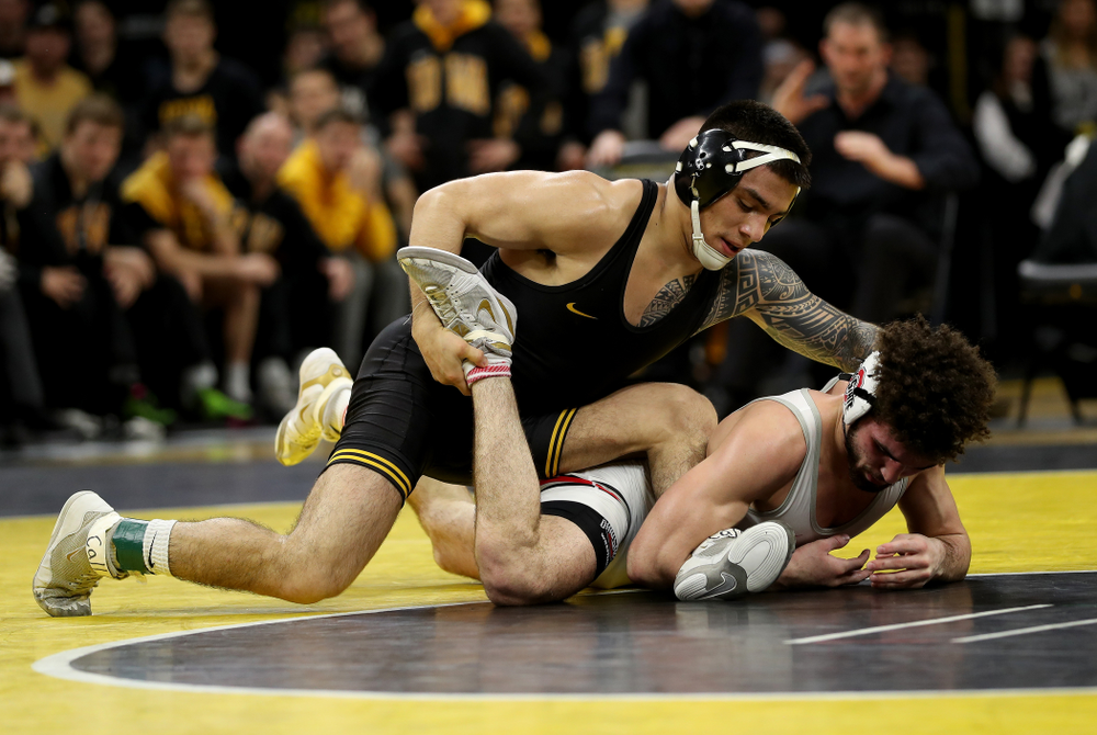 Iowa’s Pat Lugo wrestles Ohio State’s Sammy Sasso at 149 pounds Friday, January 24, 2020 at Carver-Hawkeye Arena. Sasso won the match with a 2-1 in overtime. (Brian Ray/hawkeyesports.com)