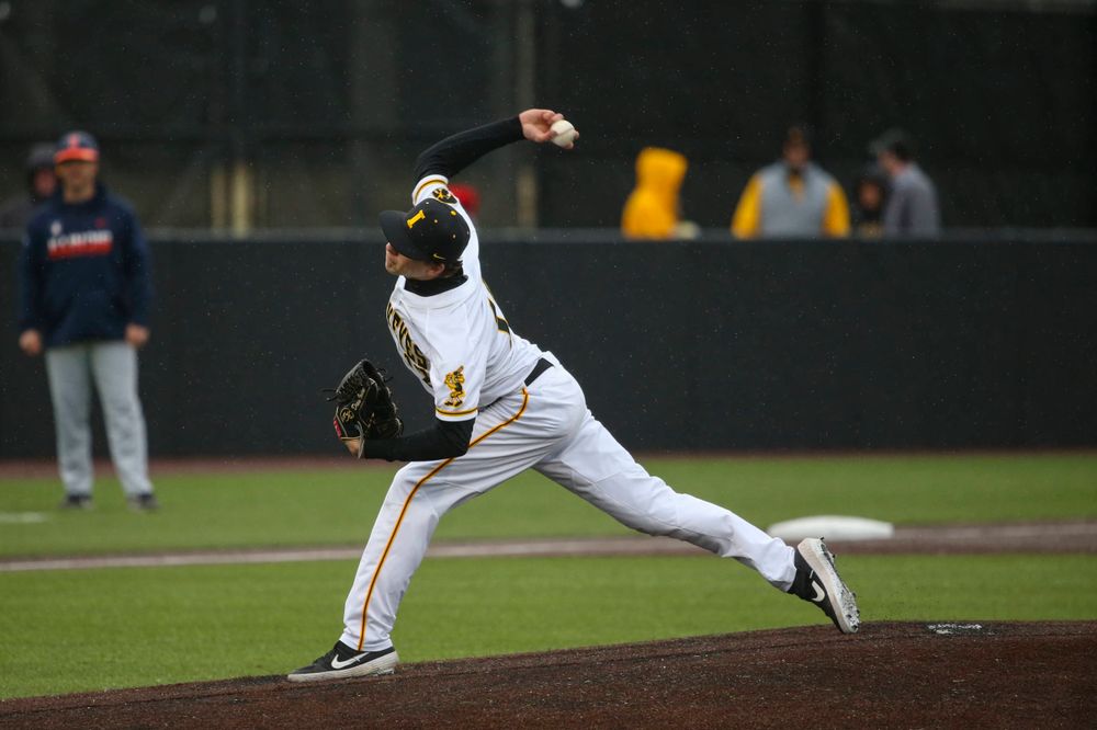 Iowa pitcher Grant Leonard at game 1 vs Illinois on Friday, March 29, 2019 at Duane Banks Field. (Lily Smith/hawkeyesports.com)