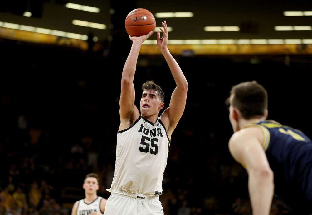 Iowa Hawkeyes forward Luka Garza (55) against the Michigan Wolverines Friday, January 17, 2020 at Carver-Hawkeye Arena. (Brian Ray/hawkeyesports.com)