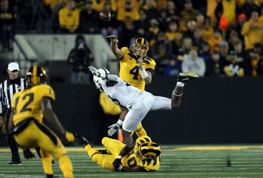 Iowa Hawkeyes quarterback Nate Stanley (4) against the Penn State Nittany Lions Saturday, October 12, 2019 at Kinnick Stadium. (Brian Ray/hawkeyesports.com)