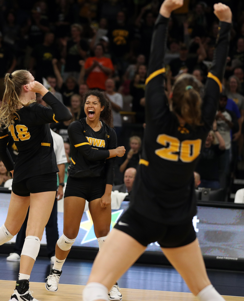 i1 Iowa Hawkeyes setter Brie Orr (7) against the Iowa State Cyclones Saturday, September 21, 2019 at Carver-Hawkeye Arena. (Brian Ray/hawkeyesports.com)