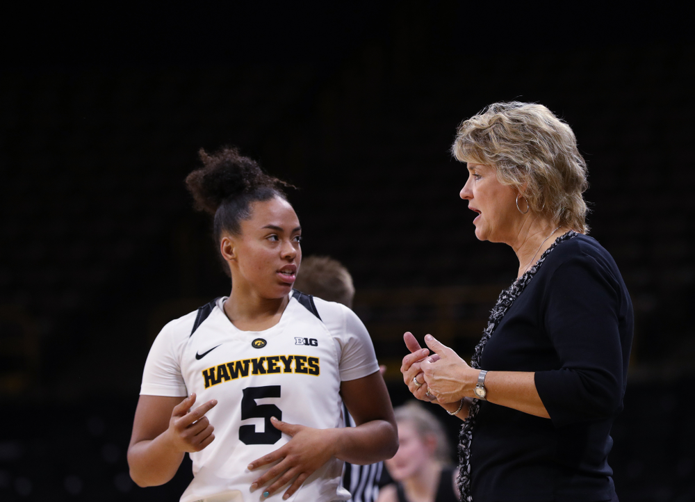 Iowa Hawkeyes guard Alexis Sevillian (5) against Dakota Wesleyan University Tuesday, November 6, 2018 at Carver-Hawkeye Arena. (Brian Ray/hawkeyesports.com)