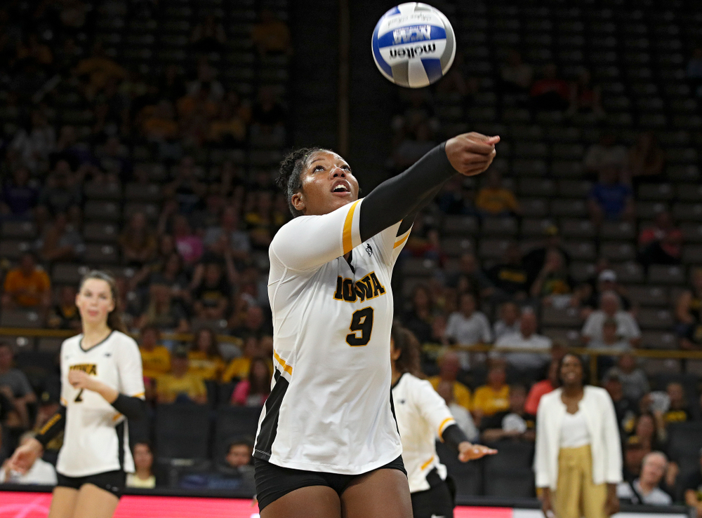 Iowa’s Amiya Jones (9) gets a dig during their Big Ten/Pac-12 Challenge match at Carver-Hawkeye Arena in Iowa City on Saturday, Sep 7, 2019. (Stephen Mally/hawkeyesports.com)