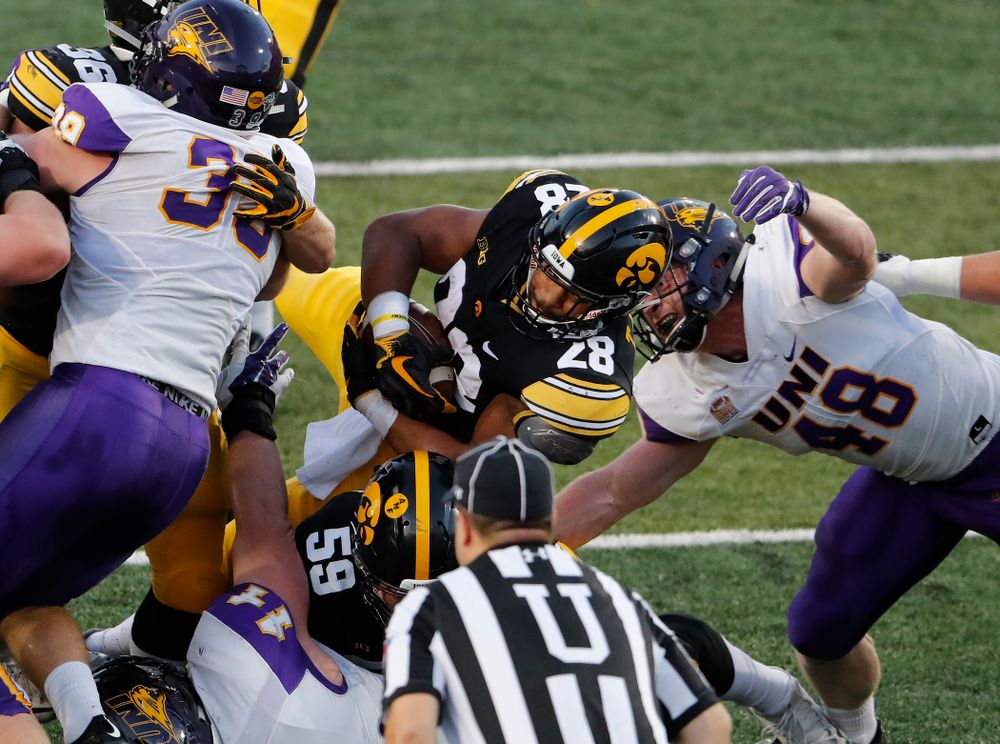 Iowa Hawkeyes running back Toren Young (28) against the Northern Iowa Panthers Saturday, September 15, 2018 at Kinnick Stadium. (Brian Ray/hawkeyesports.com)