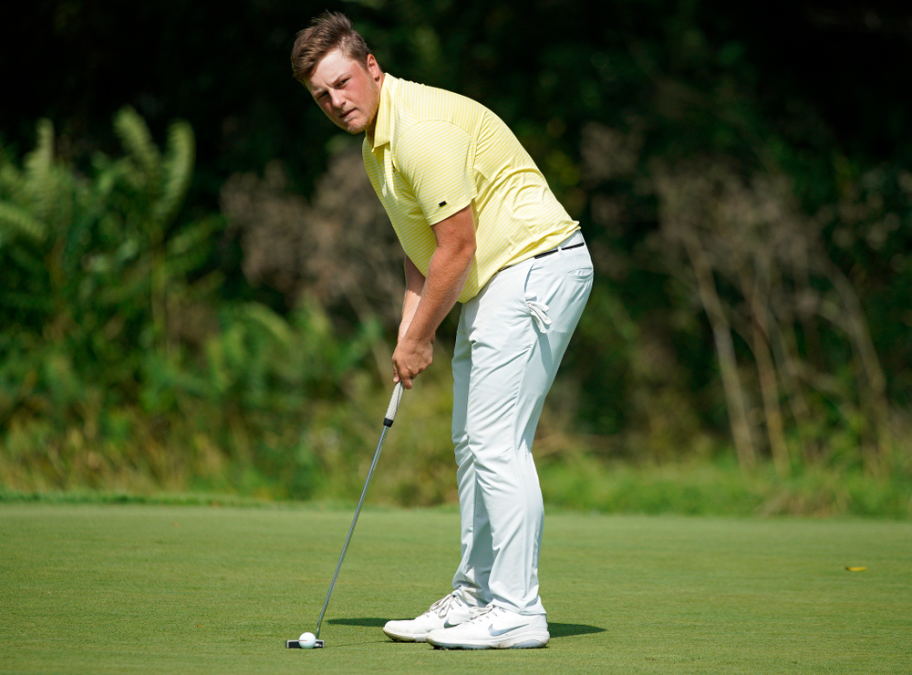 Iowa’s Alex Schaake putts during the third day of the Golfweek Conference Challenge at the Cedar Rapids Country Club in Cedar Rapids on Tuesday, Sep 17, 2019. (Stephen Mally/hawkeyesports.com)