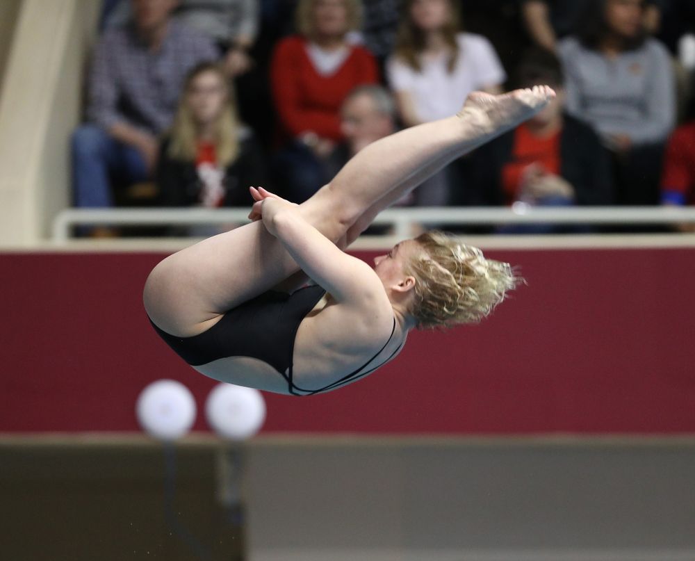 Iowa's Thelma Strandberg competes on the 1-meter springboard during the 2019 Women's Big Ten Swimming and Diving meet Thursday, February 21, 2019 in Bloomington, Indiana. (Brian Ray/hawkeyesports.com)