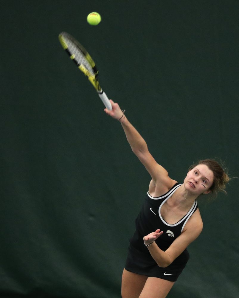 Iowa's Cloe Ruette against the Penn State Nittany Lions Sunday, February 24, 2019 at the Hawkeye Tennis and Recreation Complex. (Brian Ray/hawkeyesports.com)