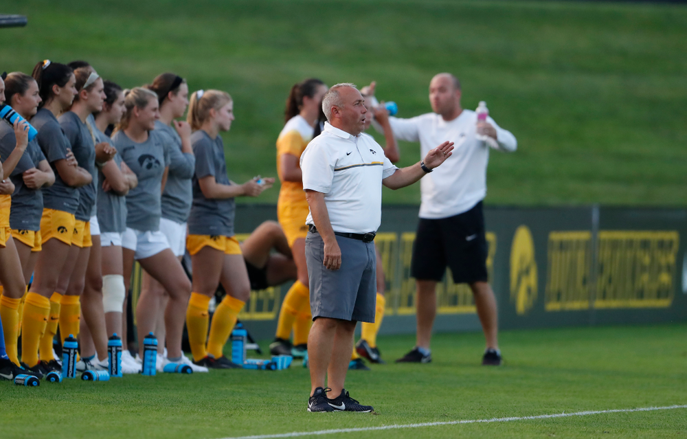 Iowa Hawkeyes head coach Dave DiIanni against the Missouri Tigers Friday, August 17, 2018 at the Iowa Soccer Complex. (Brian Ray/hawkeyesports.com)