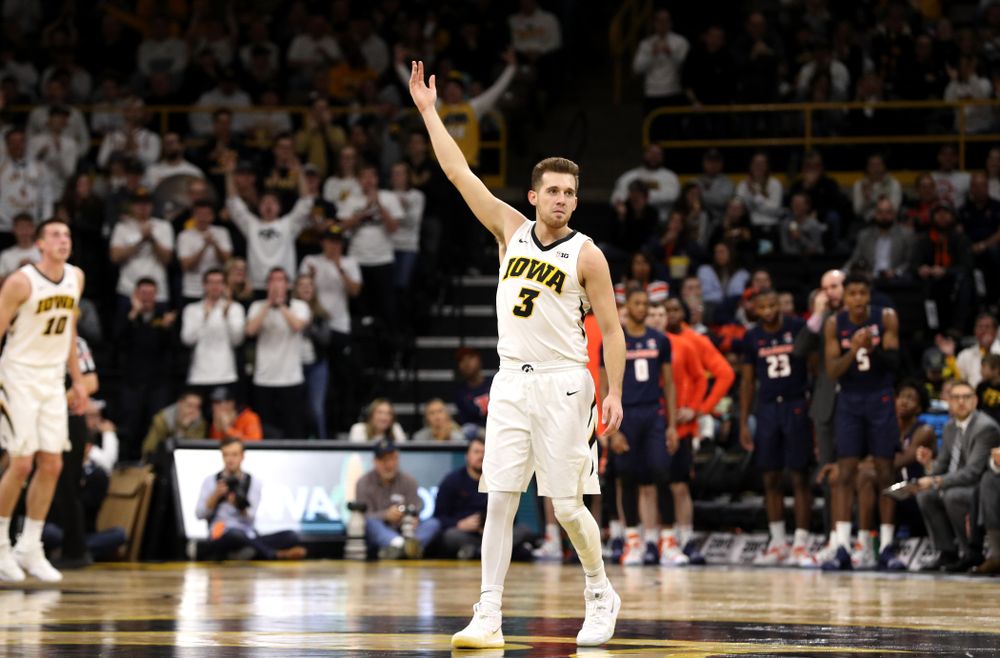 Iowa Hawkeyes guard Jordan Bohannon (3) celebrates after a three point basket against the Illinois Fighting Illini Sunday, January 20, 2019 at Carver-Hawkeye Arena. (Brian Ray/hawkeyesports.com)