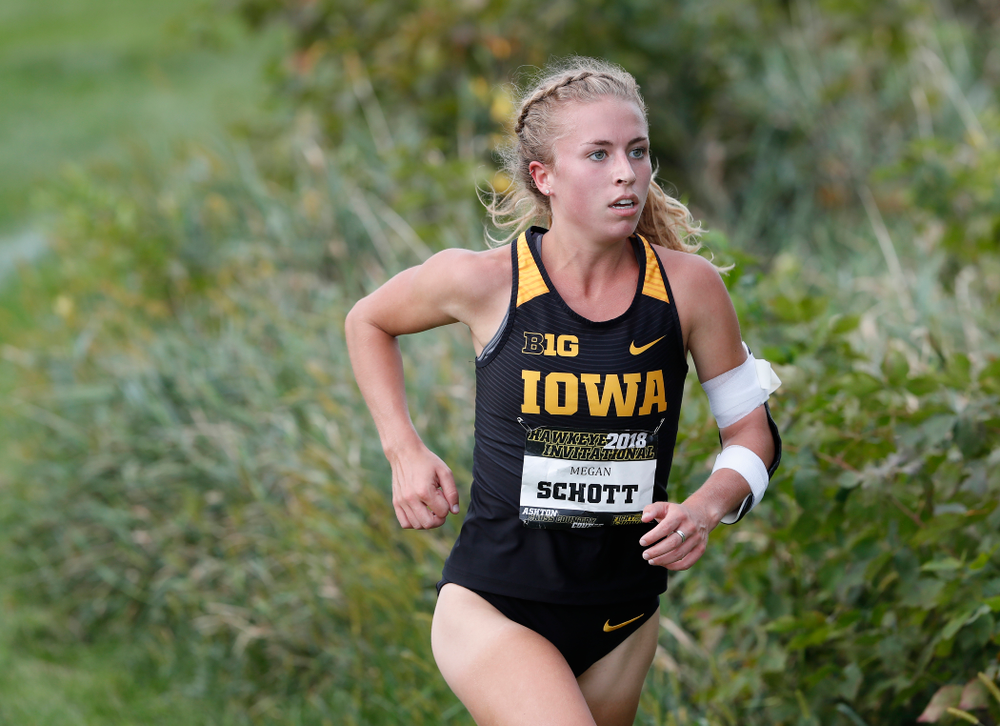 Megan Schott during the Hawkeye Invitational Friday, August 31, 2018 at the Ashton Cross Country Course. (Brian Ray/hawkeyesports.com)