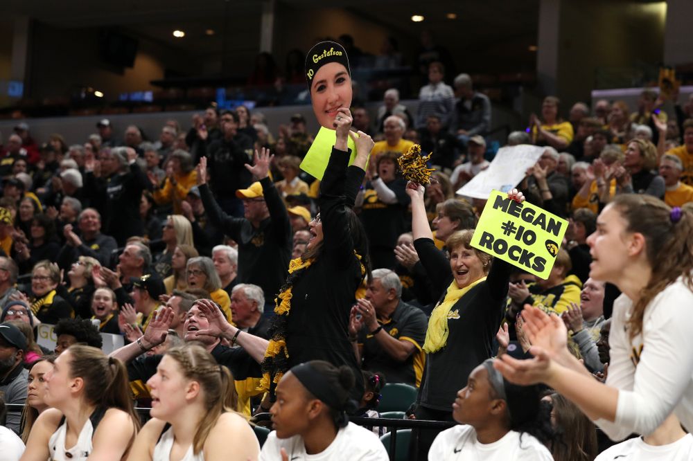 Eva Gustafson against the Indiana Hoosiers in the quarterfinals of the Big Ten Tournament Friday, March 8, 2019 at Bankers Life Fieldhouse in Indianapolis, Ind. (Brian Ray/hawkeyesports.com)