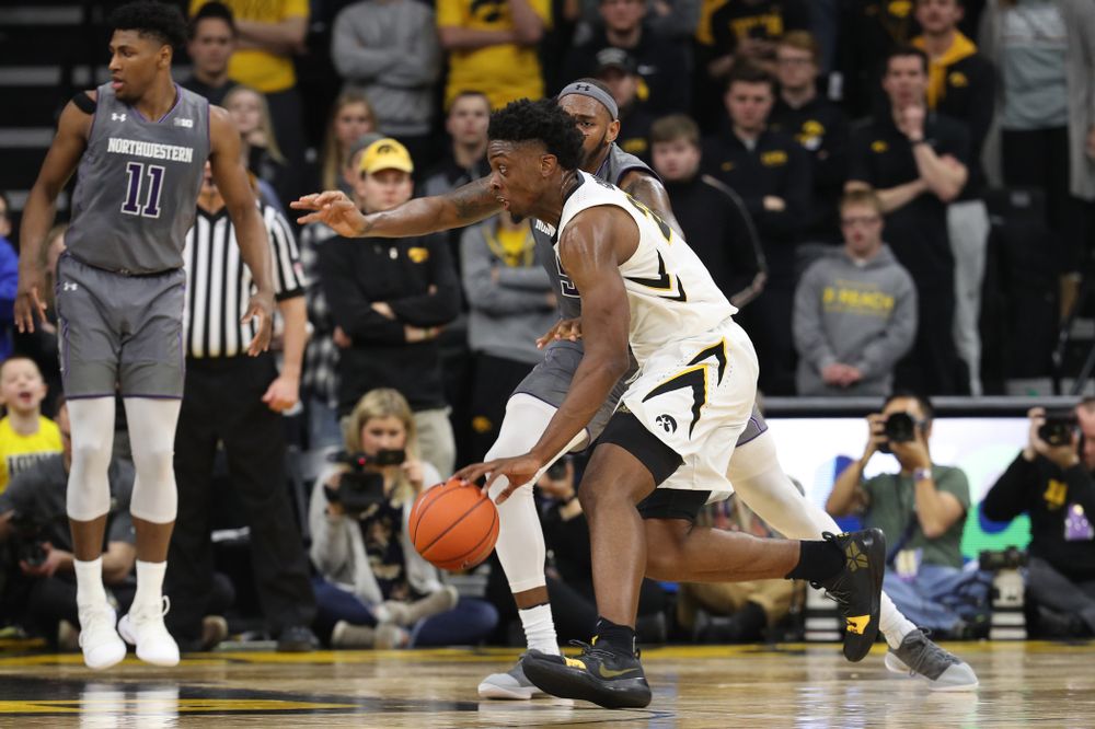 Iowa Hawkeyes forward Tyler Cook (25) against the Northwestern Wildcats Sunday, February 10, 2019 at Carver-Hawkeye Arena. (Brian Ray/hawkeyesports.com)
